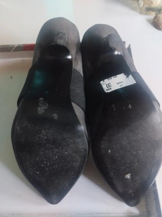 Botines grises con elástico