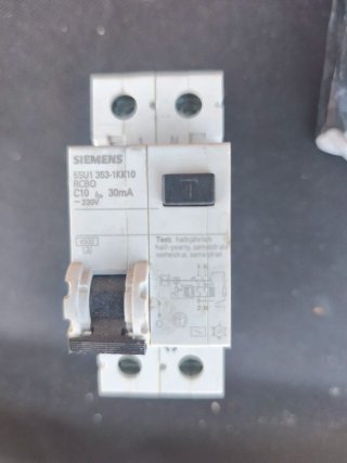 Interruptor Siemens 5SU1 353-1KK10 RCBO