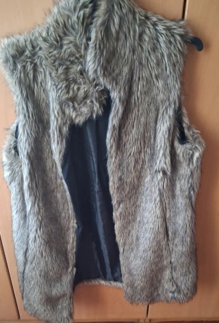 Chaleco de pelo marrón