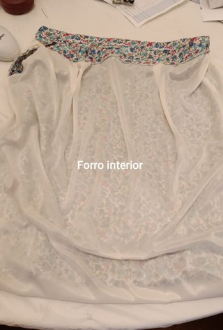 Conjunto Bruno & Clais Top + Falda Midi T.44