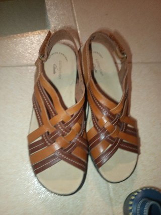 Sandalias Clarks Piel Verano Mujer Beige/Marrón