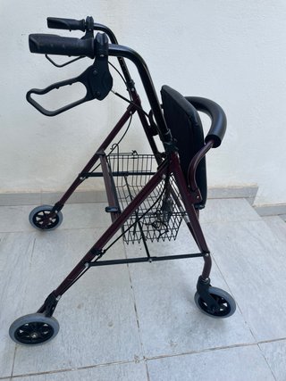Andador Ortopédico Plegable con Asiento
