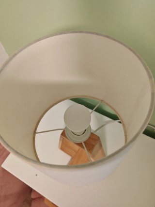 Lámpara de mesa tela y madera