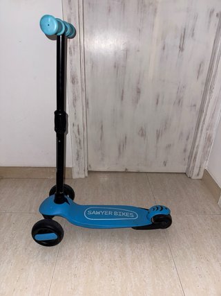 Patinete 3 Ruedas Azul Sawyer