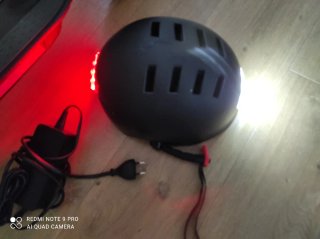 Patinete Eléctrico + Casco Negro