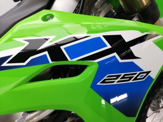 KAWASAKI KX 250 2026 0 kms.