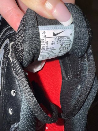 Zapatillas Nike supreme Negras y Plateadas