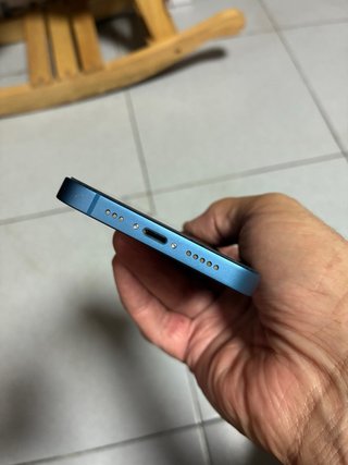 iPhone 13 Azul IMPECABLE+6 Fundas regalo