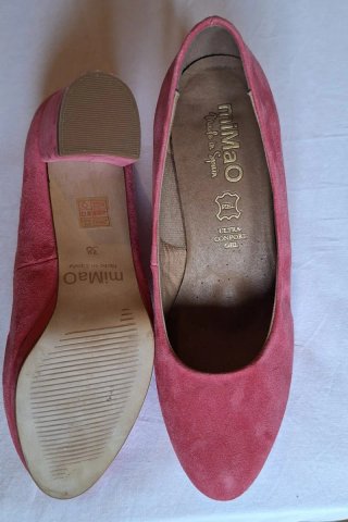 Zapatos de tacón rosa miMao talla 38