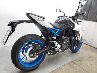 SUZUKI GSX-8S 2024 7556 kms.