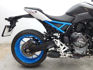 SUZUKI GSX-8S 2024 7556 kms.