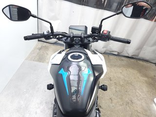 SUZUKI GSX-8S 2024 7556 kms.