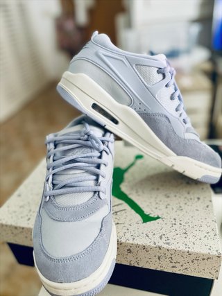 Zapatillas Nike Air Jordan Grises y Blancas