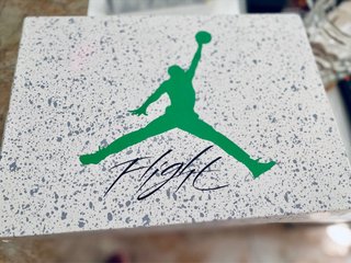 Zapatillas Nike Air Jordan Grises y Blancas