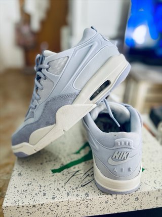 Zapatillas Nike Air Jordan Grises y Blancas