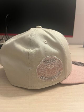 Gorra New Era LA Beige y Rosa