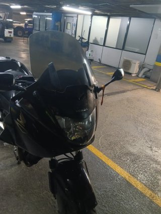 Honda Deauville 700 Negra