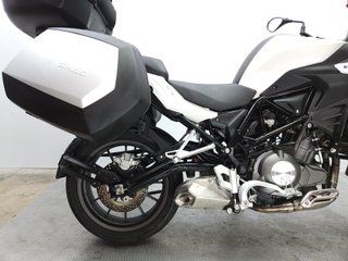 BENELLI TRK 502 2017 9578 kms.