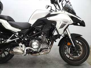 BENELLI TRK 502 2017 9578 kms.