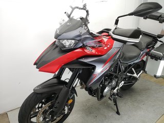 QJ MOTOR SRT 550 2024 16292 kms.