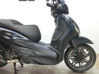 PIAGGIO BEVERLY 300 HPE 2022 10734 kms.