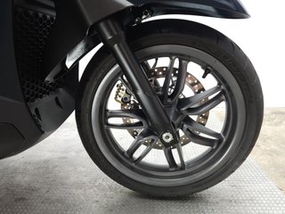 PIAGGIO BEVERLY 300 HPE 2022 10734 kms.