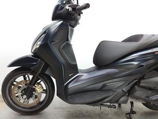 PIAGGIO BEVERLY 300 HPE 2022 10734 kms.