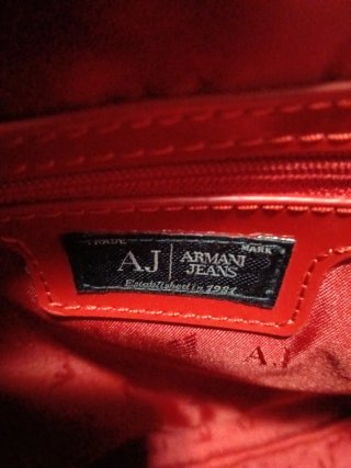 Bolso charol Armani Jeans rojo