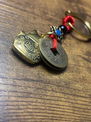 Llavero Gato Chino Suerte Moneda Antigua