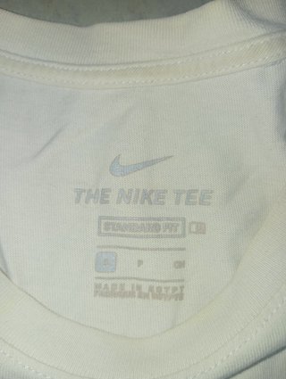 Camiseta Nike Blanca con Logo