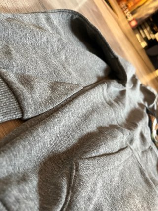 Sudadera Levi’s gris nueva con etiqueta