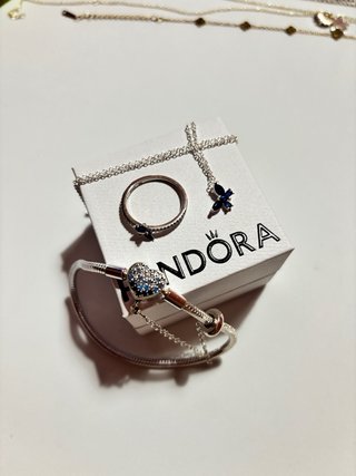 Conjunto estilo Pandora Corazón y Mariposa