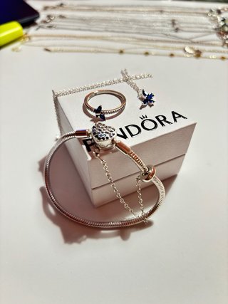 Conjunto estilo Pandora Corazón y Mariposa