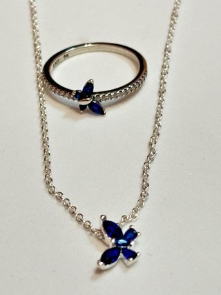 Conjunto estilo Pandora Corazón y Mariposa