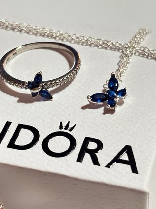 Conjunto estilo Pandora Corazón y Mariposa