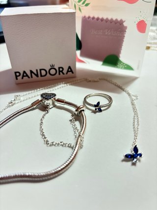 Conjunto estilo Pandora Corazón y Mariposa