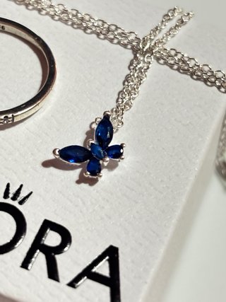 Conjunto estilo Pandora Corazón y Mariposa
