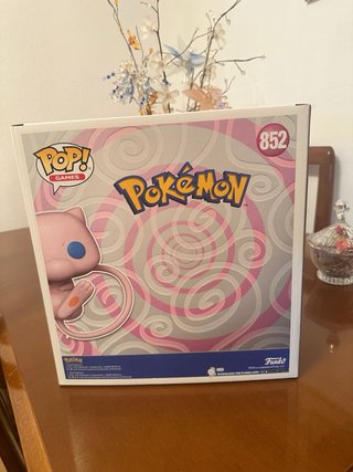 Funko Pop Jumbo Pokémon Mew #852
