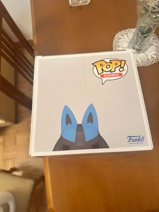 Funko Pop Jumbo Lucario Pokémon 863