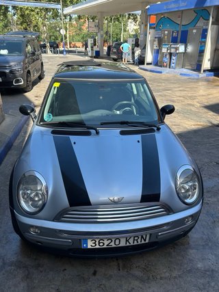 MINI Cooper 2004