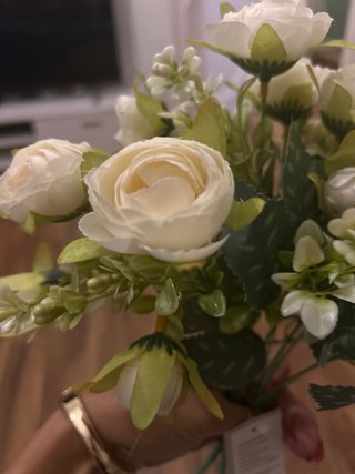 Mazzo di rose bianche e verdi