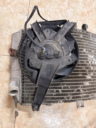 Radiador y ventilador Kawasaki ZX6R 04/05