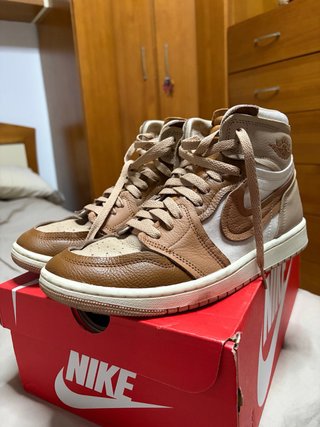 Nike Air Jordan 1 High Beige Marrón