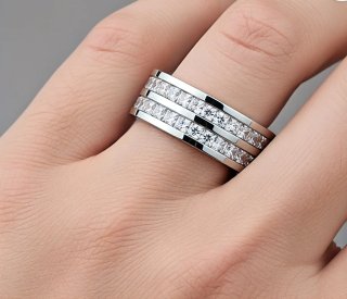 Anillo Acero Circonitas Cuadradas