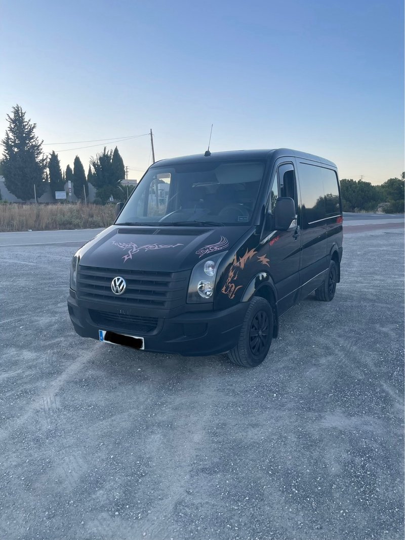 Volkswagen Crafter 2012 - foto 1
