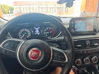 FIAT Tipo Cross 2022