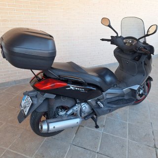 Yamaha Xmax 250 Negra