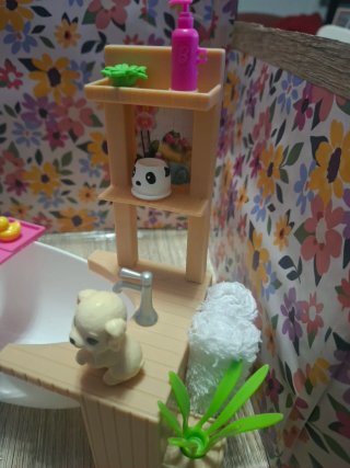 Barbie Set Baño Burbujas con muñeca y accesorios