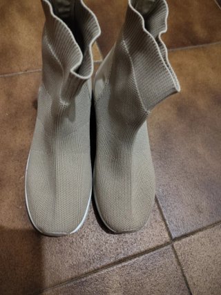 Zapatilla plataforma beige talla 36