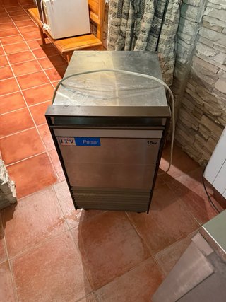 Macchina del ghiaccio ITV Pulsar 15w